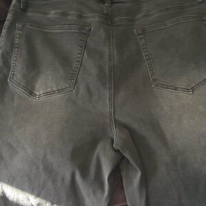 Women’s  Black Jeans